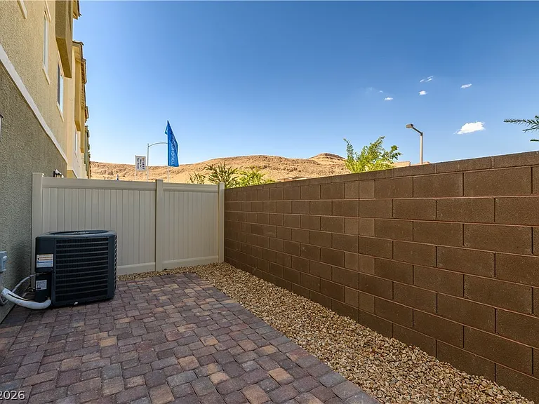 6849 Prairie Pearl St — Photo 24