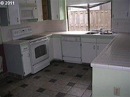 1st image of 894 SE 39th Ct