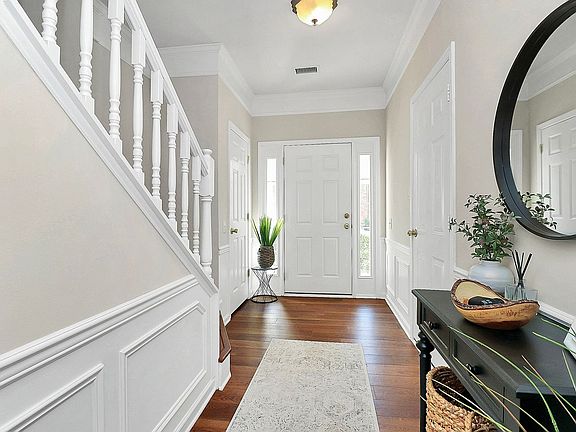 4th image of 2936 Castleberry Ct
