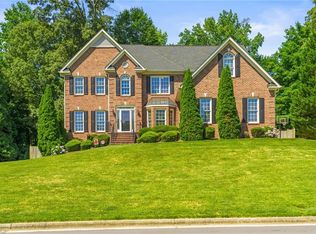 202 Pearce Dr, Jamestown, NC 27282