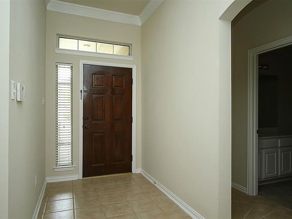 4th image of 12938 Oakwood Manor Dr