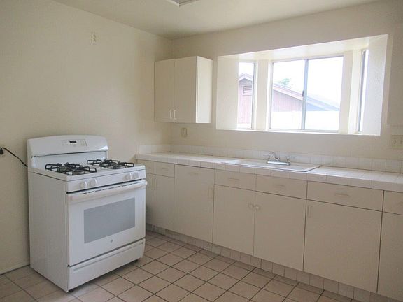 3rd image of 6845 Amethyst Ave