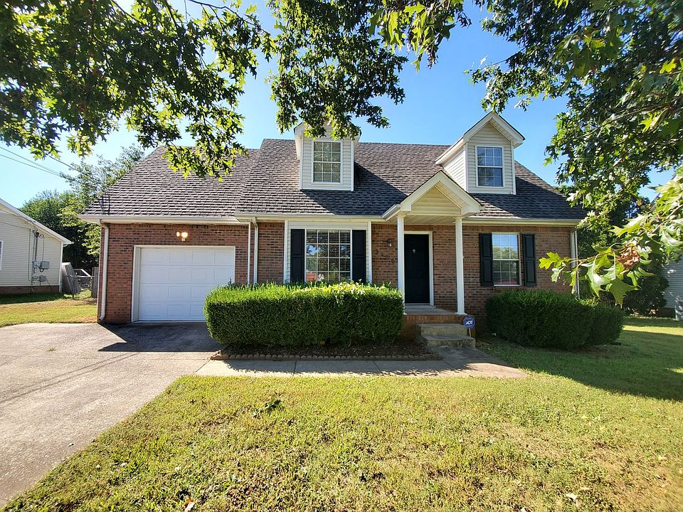 1st image of 3406 Oak Lawn Dr