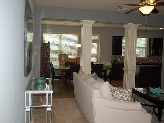 3rd image of 1553 Creek Bend Ln