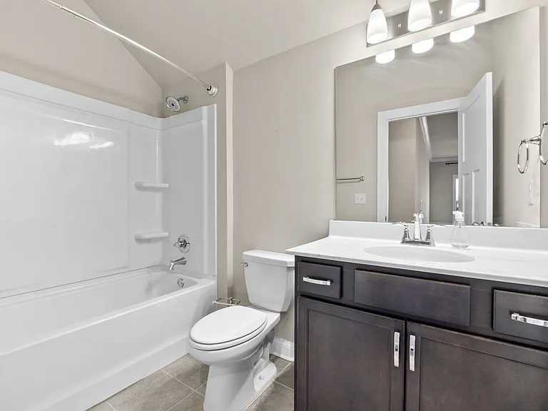 7435 Red Poppy Dr — Photo 37