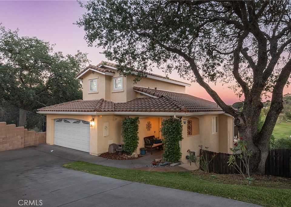 1st image of 8674 Paseo De Vaca