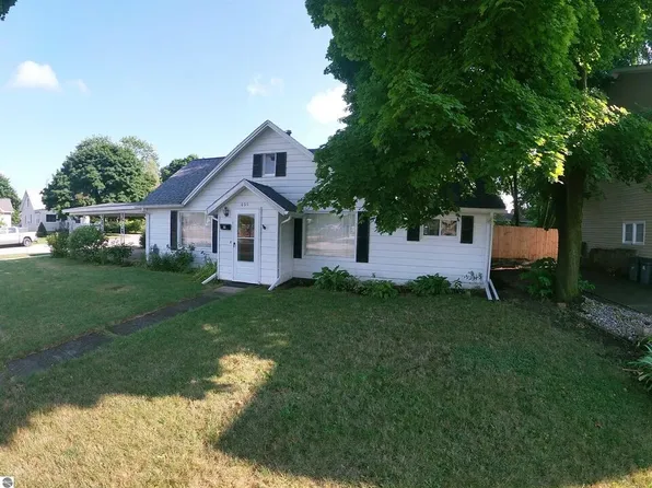 620 E Gaylord St, Mount Pleasant, MI 48858