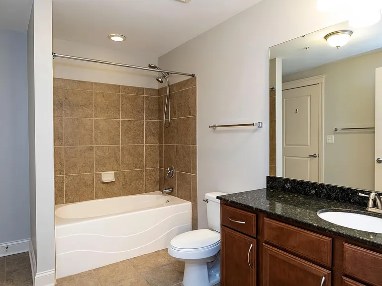 222 Glenwood Ave #304-1 — Photo 24