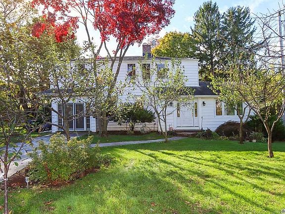 2nd image of 67 Meadow Ln