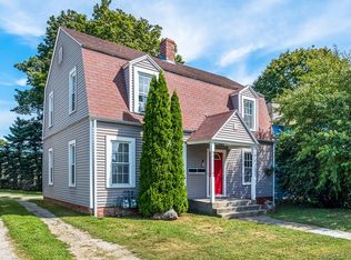 15 Perry St, New London, CT 06320