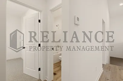 5301 North Pinecrest Court - 1 — Photo 2