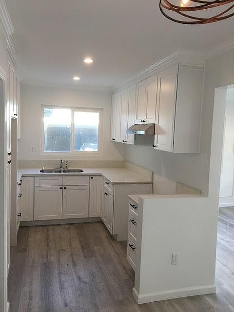 New kitchen