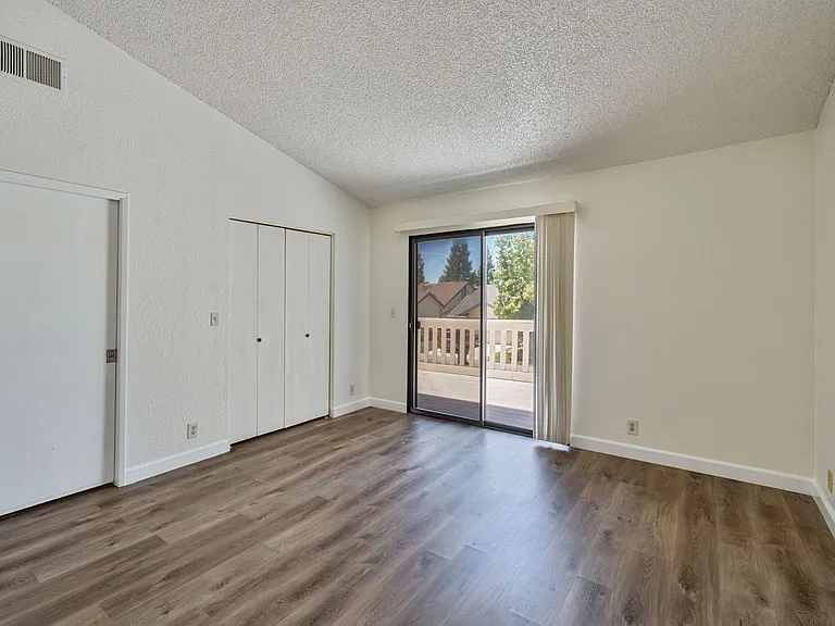 1171 Meadow Gate Dr — Photo 26