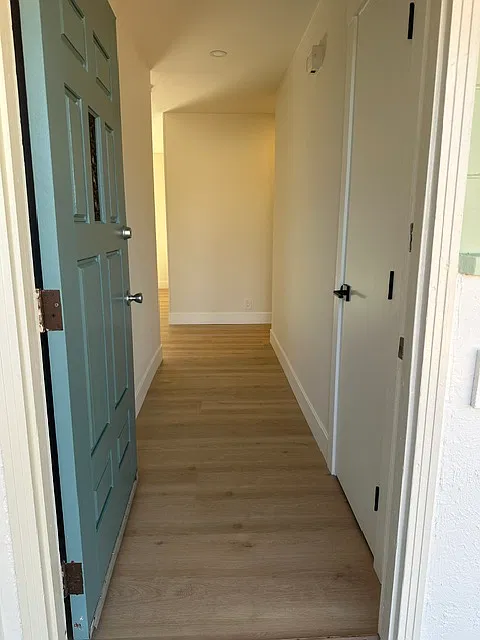 3 bed, 1093 sqft, $3,700 — Photo 3