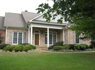 621 Wellington Dr, Winder, GA
