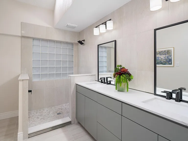 14604 Hemingway Ct — Photo 12