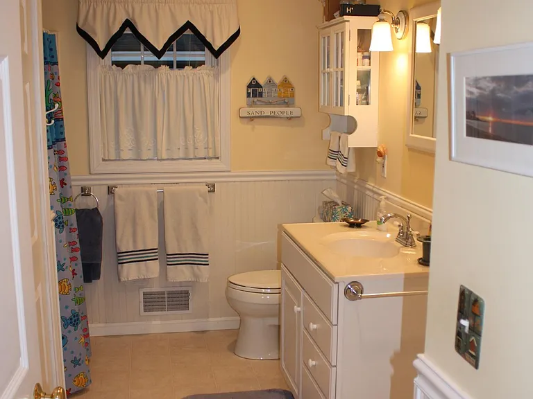 132 N Shore Rd — Photo 9