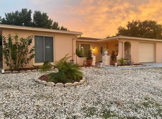 7020 Fox Hollow Dr, Port Richey, FL 34668