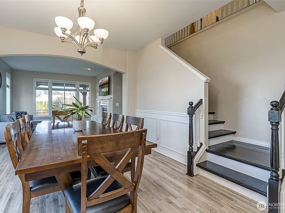 5th image of 17602 106th Street E