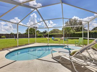 1644 Portsmouth Lake Dr, Brandon, FL 33511