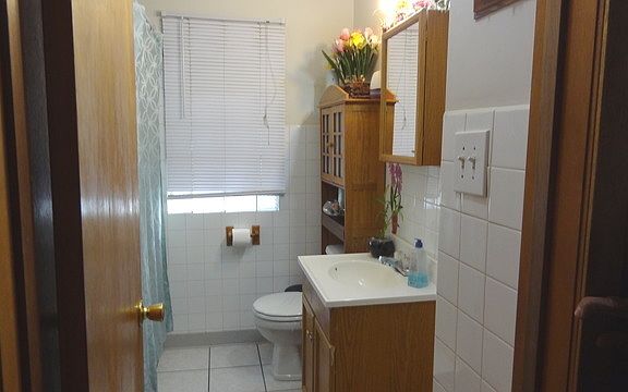 5th image of 115 48th Ave