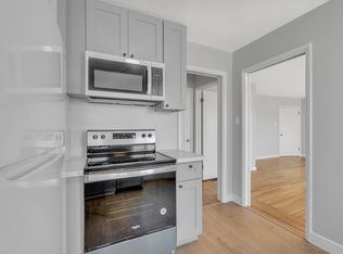 650 Hillsborough St APT A, Oakland, CA 94606