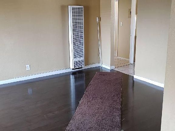 5th image of 1011 W 108th St #4