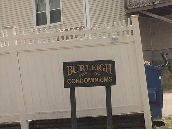 3rd image of 10 Burleigh St APT 13
