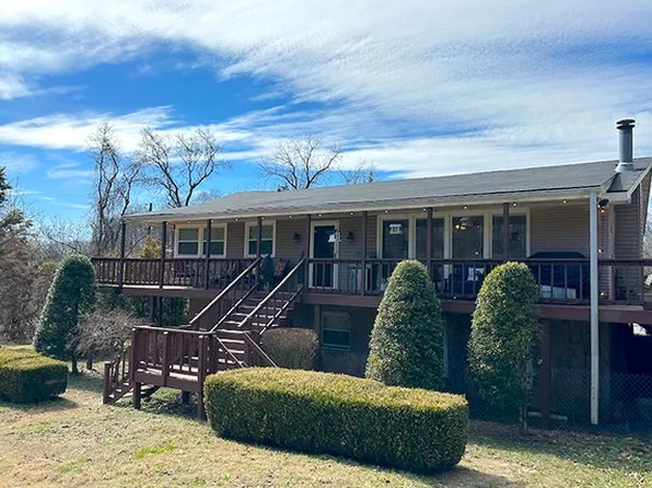 1720 Neelys Bend Rd, Madison, TN 37115