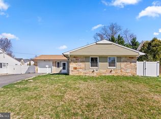 12318 Firtree Ln, Bowie, MD 20715