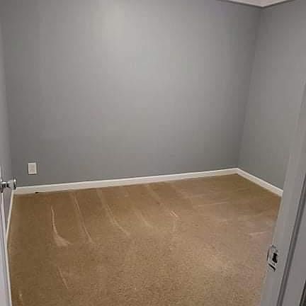 5th image of 35640 Glen St