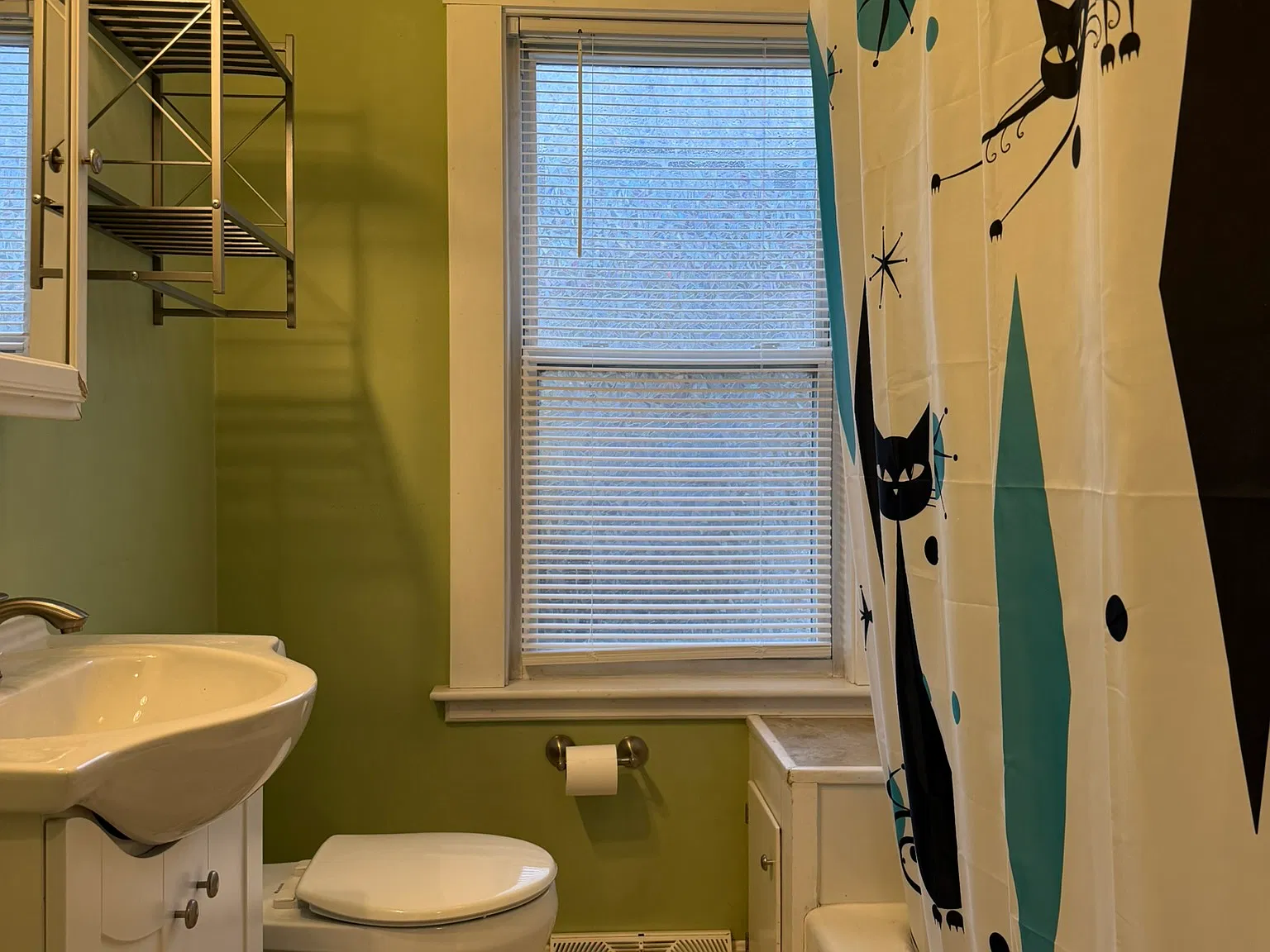3 bed, 962 sqft, $1,500 — Photo 4