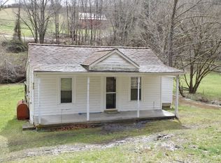 4177 Pulaski Giles Tpke, Pearisburg, VA 24134