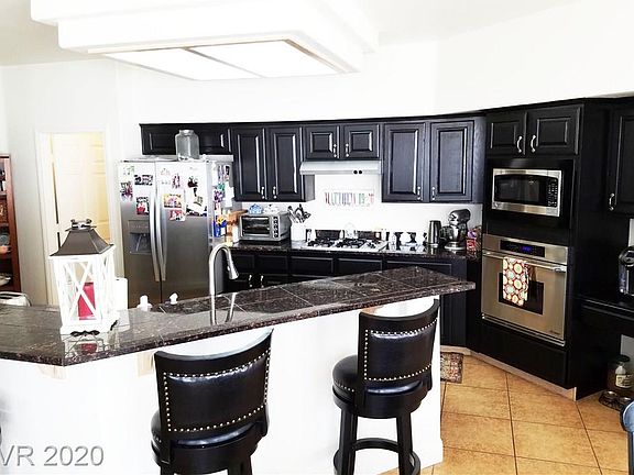 4th image of 8428 Bay Crest Dr