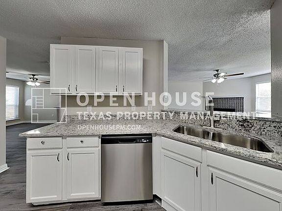 5th image of 1600 Briarhaven Way