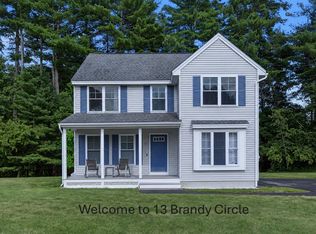 13 Brandy Cir, Litchfield, NH 03052