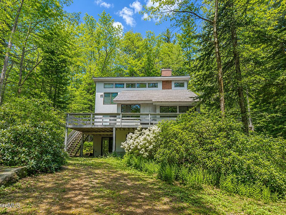 1st image of 454 Seneca Dr