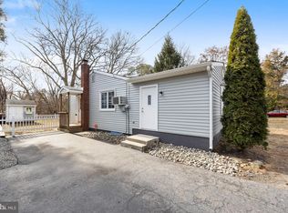 342 Woodland Ave, Blackwood, NJ 08012