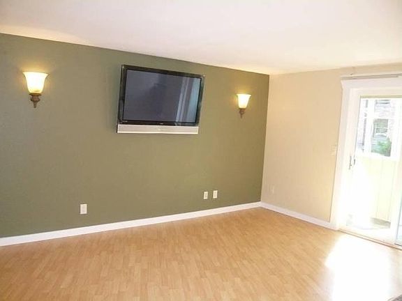 50" Flatscreen TV