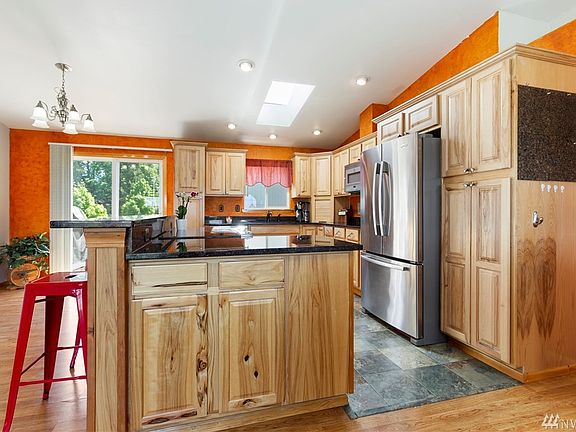 5th image of 6507 68th Ave NE