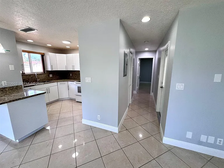 1419 Garfield St #2 — Photo 21