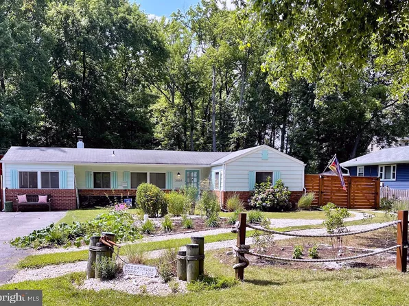 3884 Ponder Dr, Edgewater, MD 21037