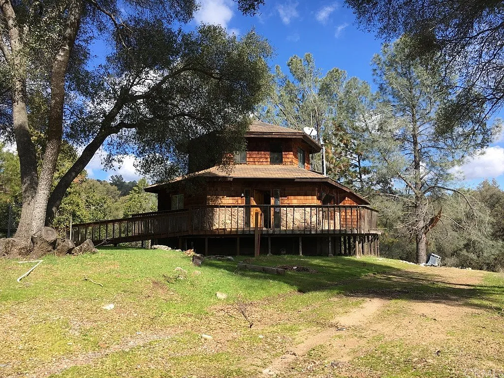3852 Sherrod Rd photo 1