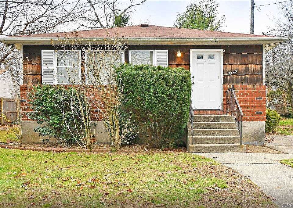 1st image of 2125 1st Ave