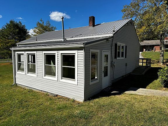 5th image of 126 Harris Ln