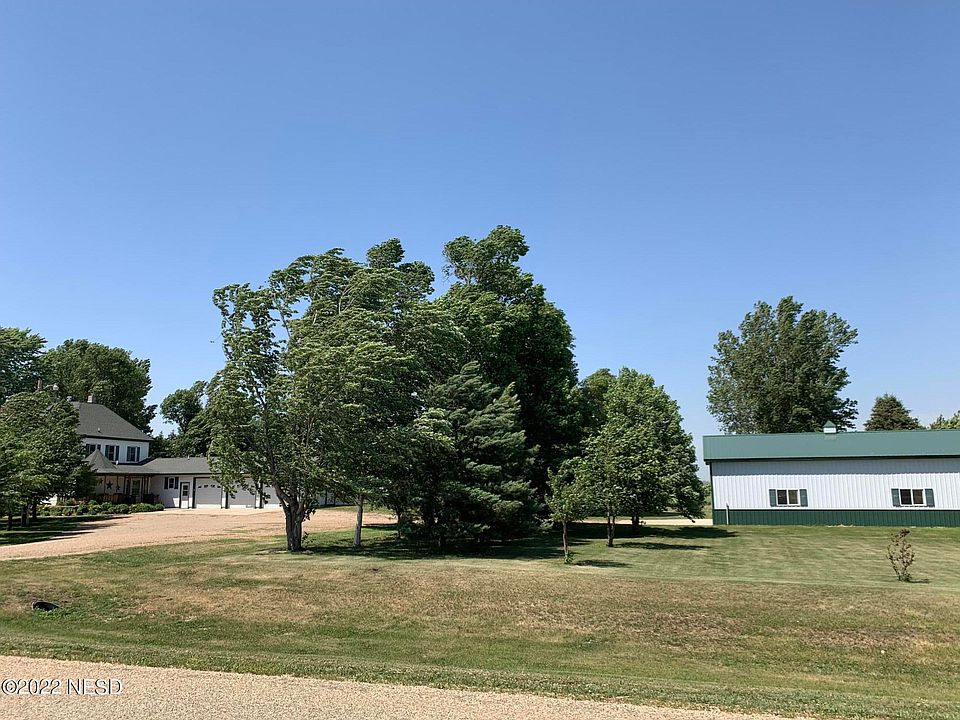 1st image of 44102 152nd St