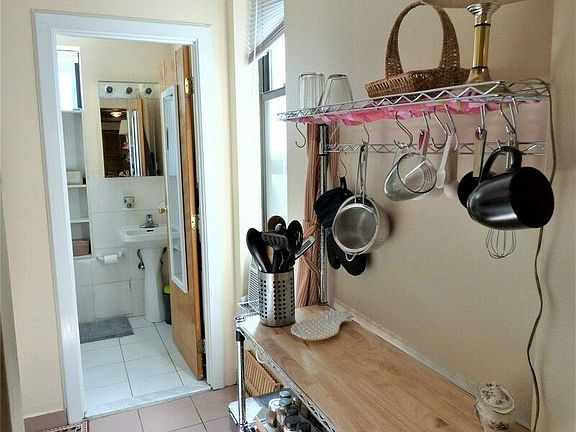 5th image of 330 E 84th St APT 4WR