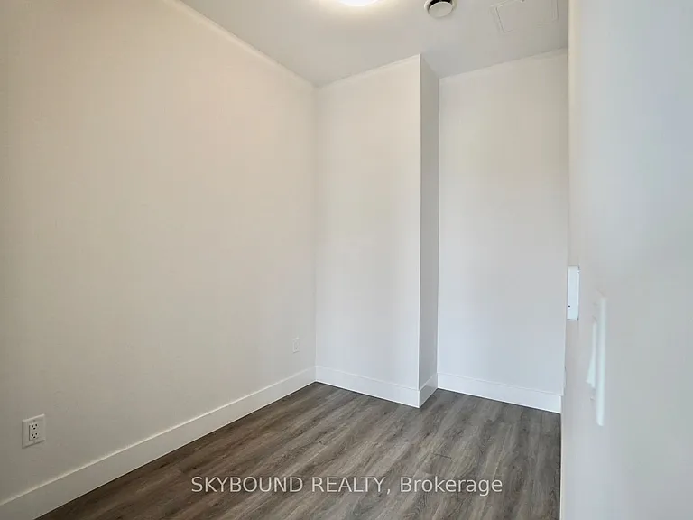 1000 Lackner Pl #411 — Photo 10