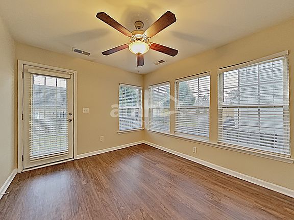 5th image of 724 Byrum Way St