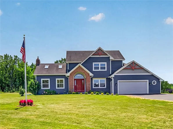 2467 Whitney Rd E, Fairport, NY 14450